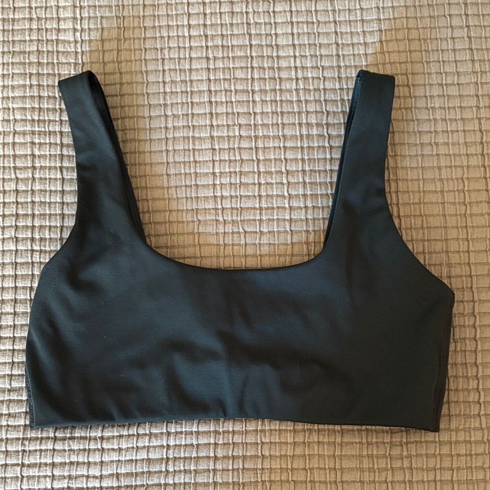 Black Sports Bra